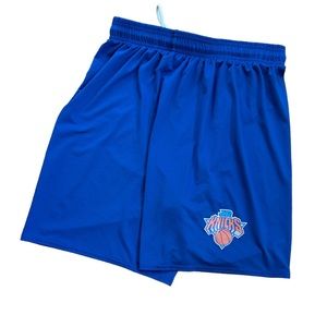 New York NY Knicks Junior blue drawstring shorts Boys XL/mens S